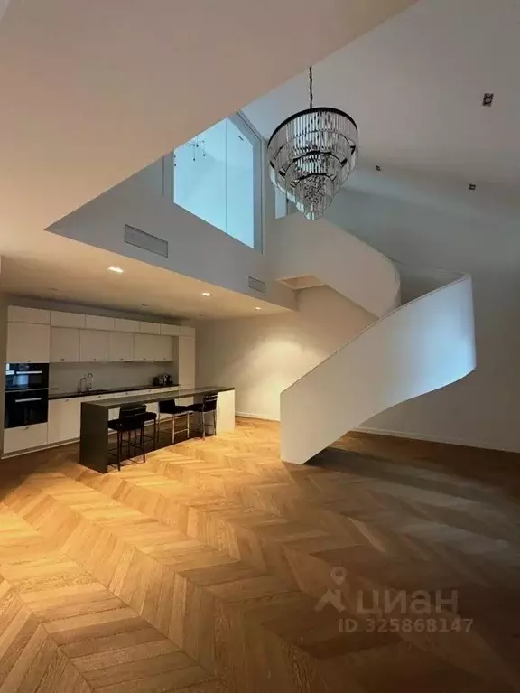 2-к кв. Москва Никольская ул., 10/2С2б (132.2 м) - Фото 2