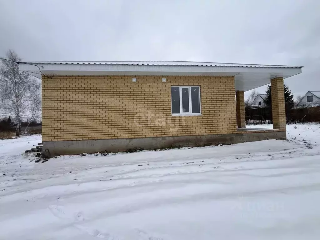 Дом в Башкортостан, Иглинский район, с. Акбердино  (99 м) - Фото 1