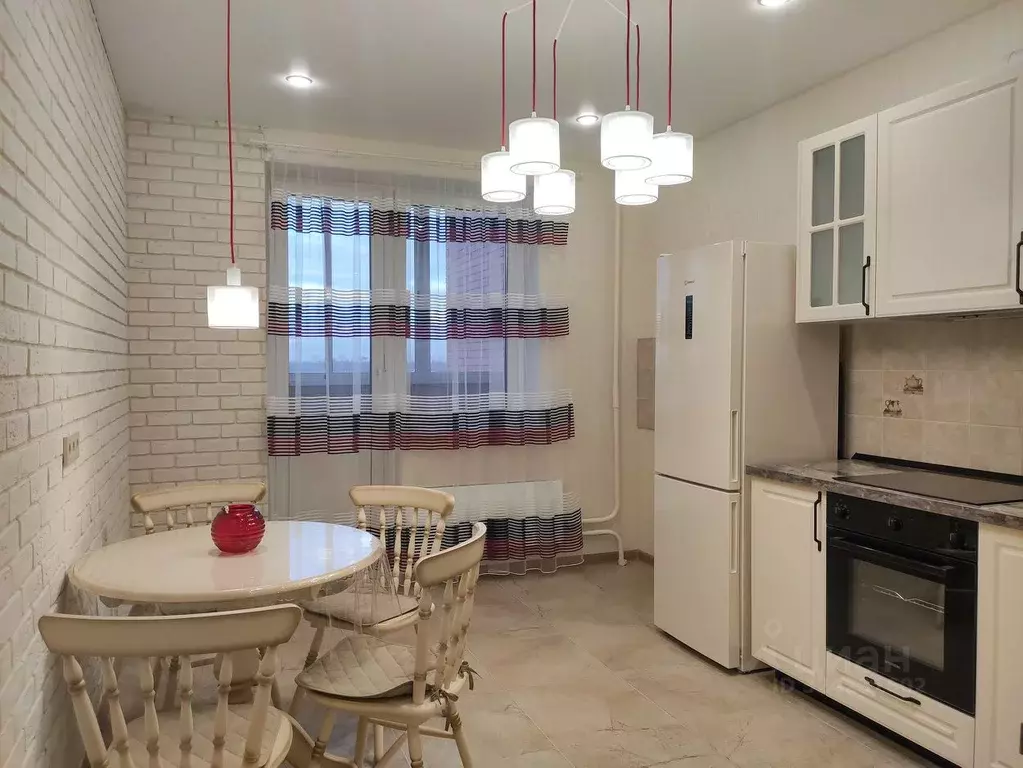 2-к кв. Московская область, Видное бул. Зеленые аллеи, 2 (70.0 м) - Фото 1