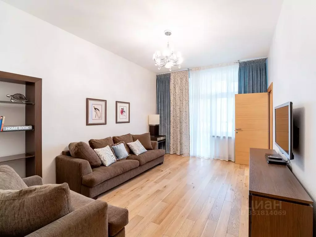 3-к кв. Санкт-Петербург Петрозаводская ул., 13 (102.9 м) - Фото 1