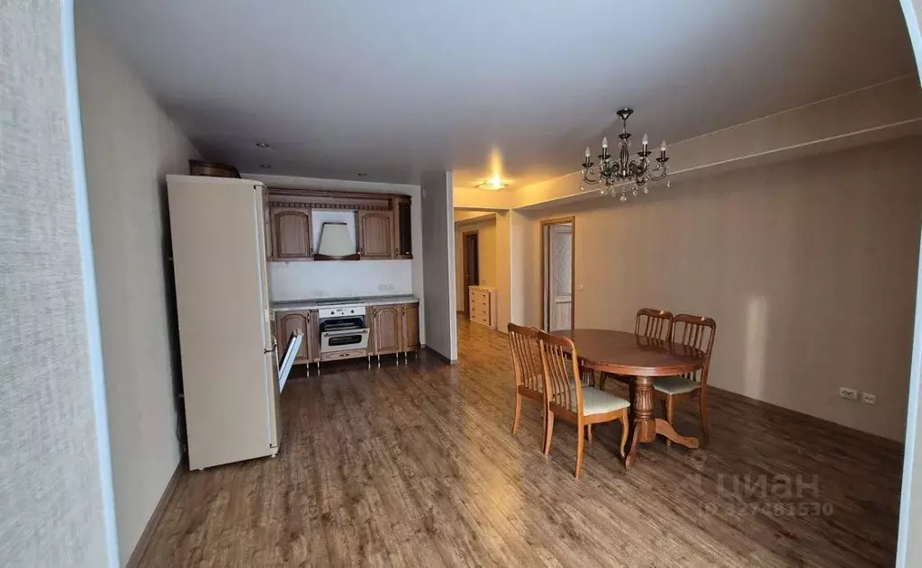 2-к кв. Сахалинская область, Южно-Сахалинск просп. Мира, 267Б (132.0 ... - Фото 1