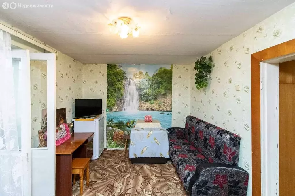 3-комнатная квартира: Тюмень, улица Седова, 55 (64 м) - Фото 1