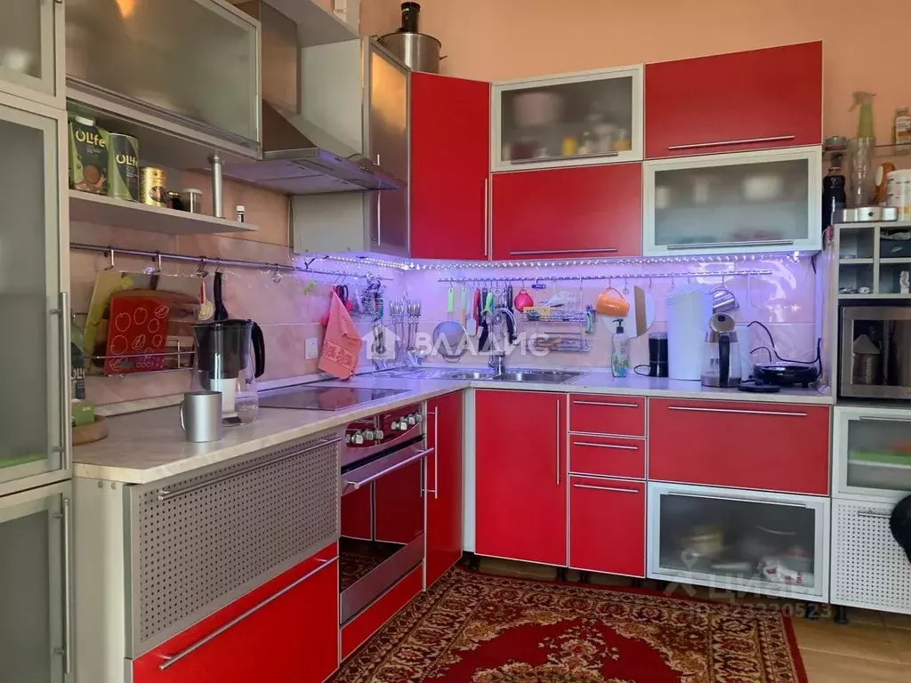 4-к кв. Алтайский край, Бийск ул. Виктора Петрова, 16 (106.4 м) - Фото 1