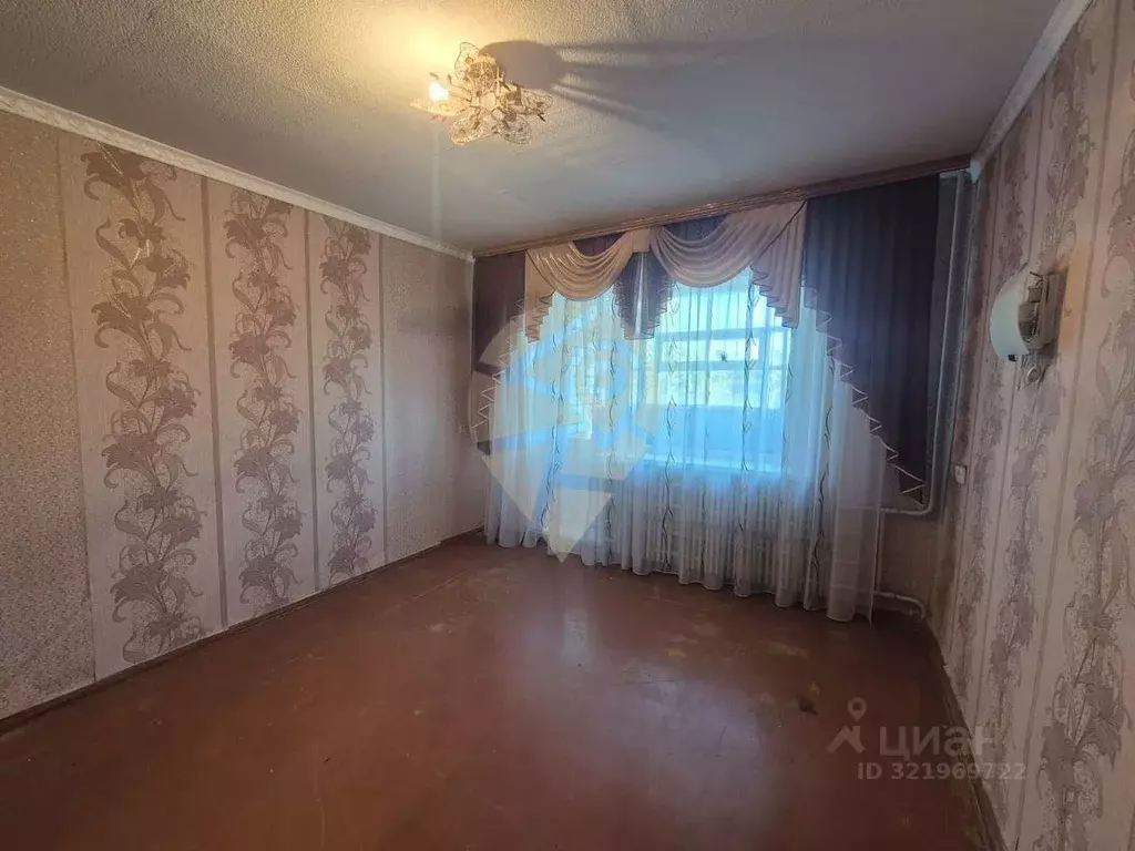 3-к кв. Белгородская область, Старооскольский городской округ, с. ... - Фото 1