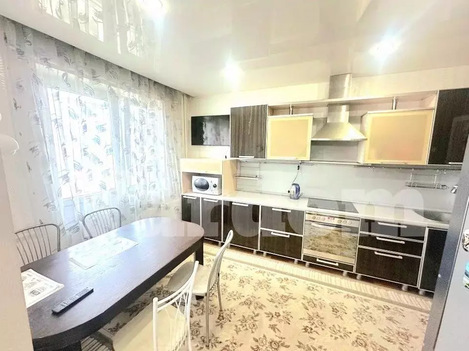 2-к кв. Красноярский край, Красноярск ул. Алексеева, 115 (72.0 м) - Фото 2