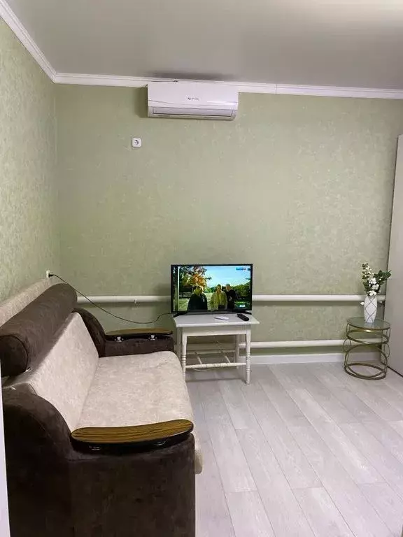 Дом в Калмыкия, Элиста ул. Г.О. Рокчинского, 23Ж (38 м) - Фото 1