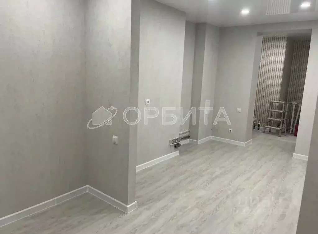1-к кв. Тюменская область, Тюмень ул. Республики, 204к11 (30.8 м) - Фото 2