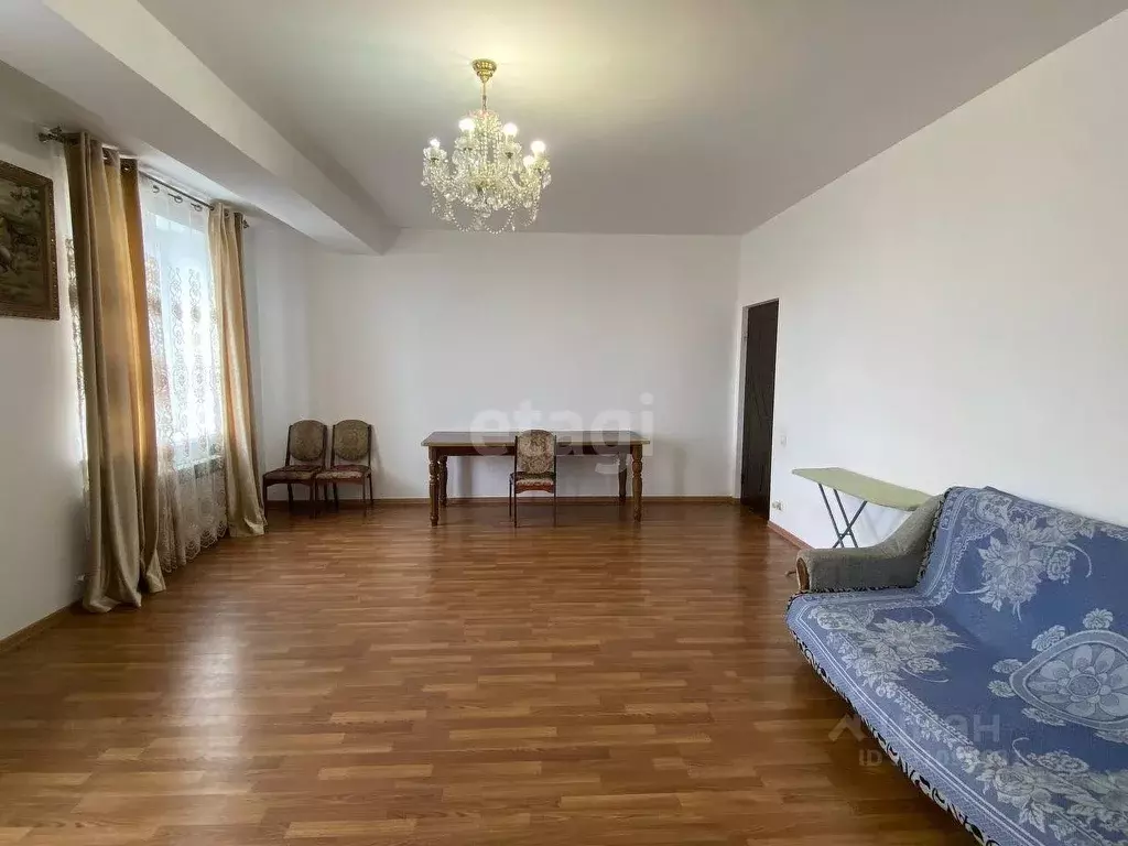 3-к кв. Дагестан, Дербент ул. Курбанова, 14 (90.0 м) - Фото 1