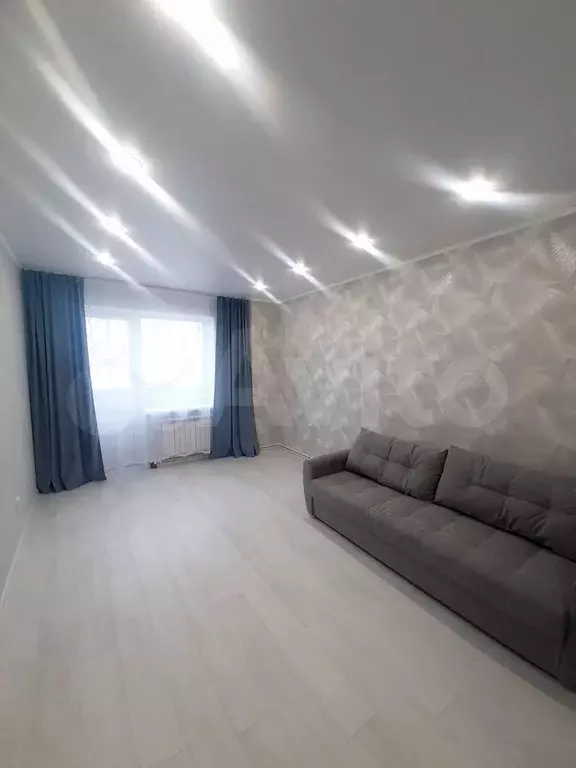 1-к. квартира, 40 м, 4/9 эт. - Фото 1