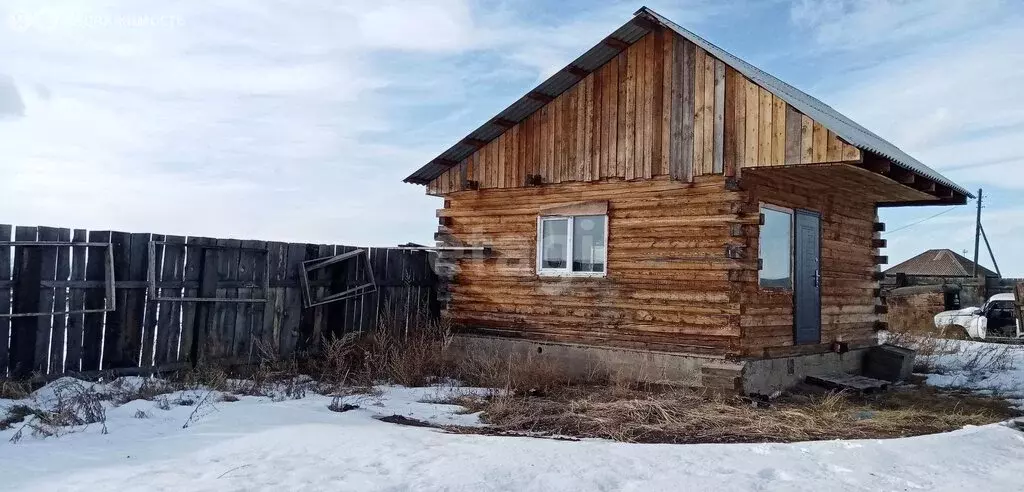 Дом в Усть-Абаканский район, аал Шурышев, Зелёная улица (29.9 м) - Фото 1
