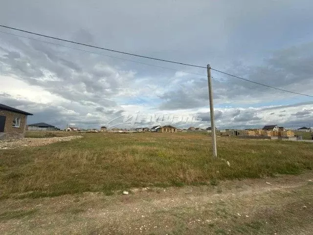 Участок в Крым, Симферопольский район, с. Мирное ул. Узеира ... - Фото 1