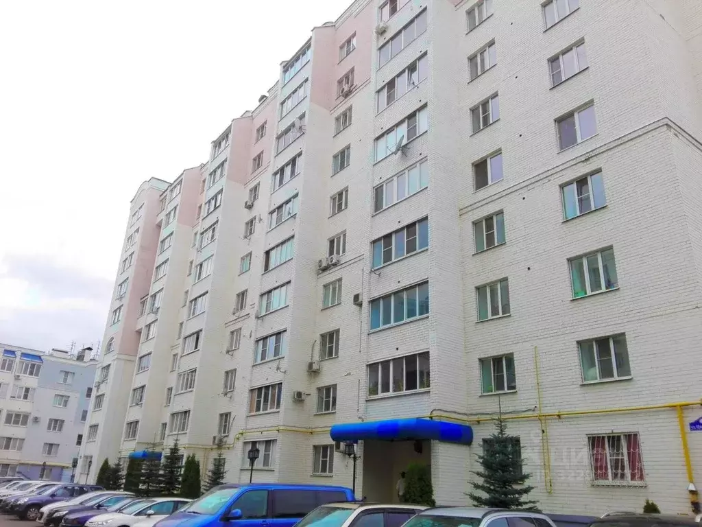 2-к кв. Калужская область, Калуга ул. Циолковского, 7 (70.0 м) - Фото 0