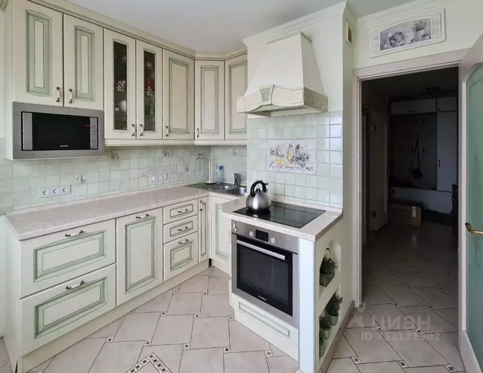 3-к кв. Москва ул. Барышиха, 25К2 (80.0 м) - Фото 1