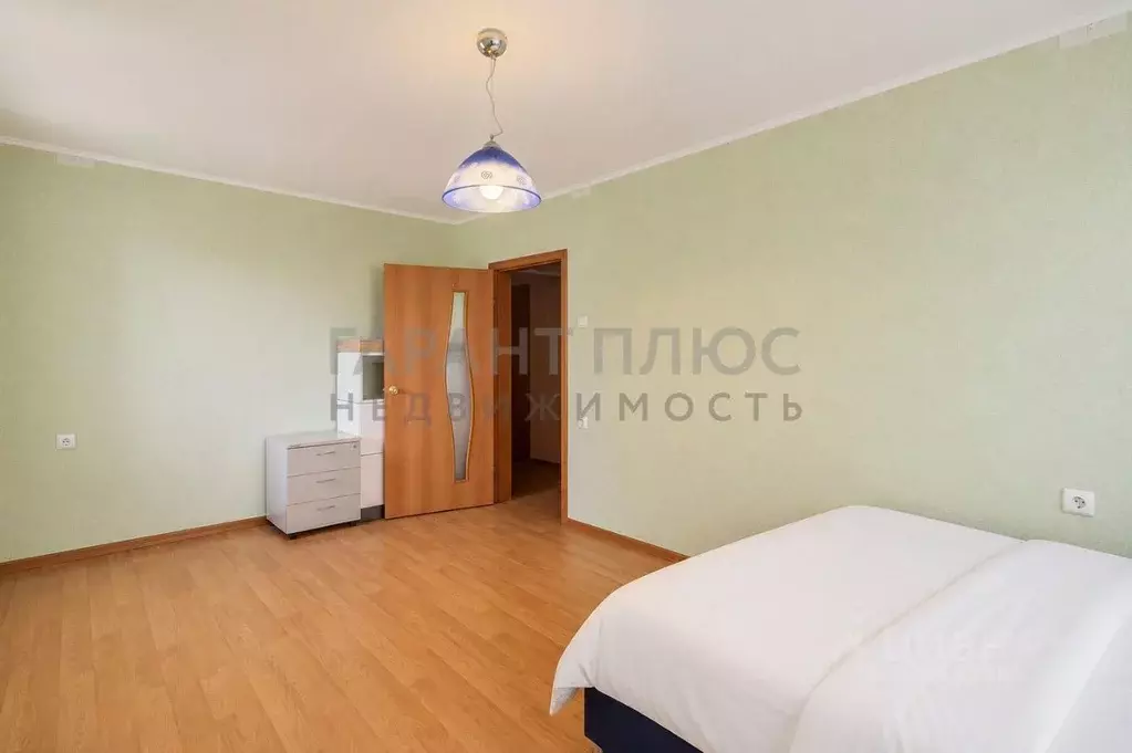 3-к кв. Липецкая область, Липецк ул. 50 лет НЛМК, 2Г (81.3 м) - Фото 0
