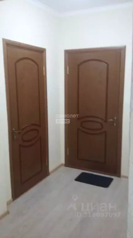 2-к кв. Крым, Керчь ул. Театральная, 22 (40.0 м) - Фото 0
