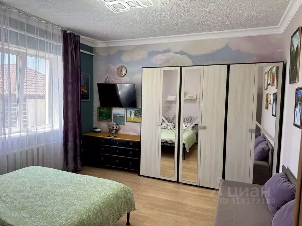 Дом в Краснодарский край, Геленджик ул. Халтурина, 49 (70 м) - Фото 1