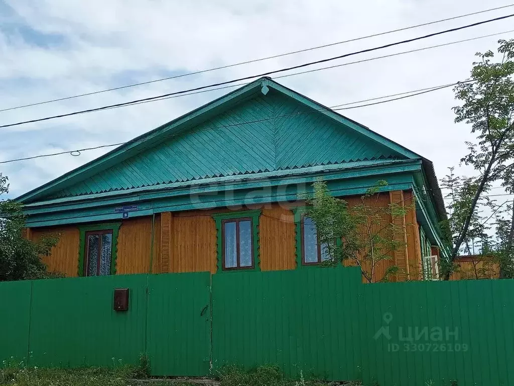 Дом в Башкортостан, Ишимбайский район, с. Макарово ул. Ташкентская ... - Фото 1