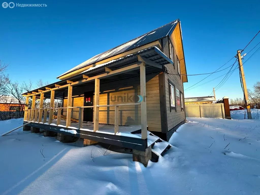 Дом в село Иглино, улица Землемеров, 2 (100 м) - Фото 1