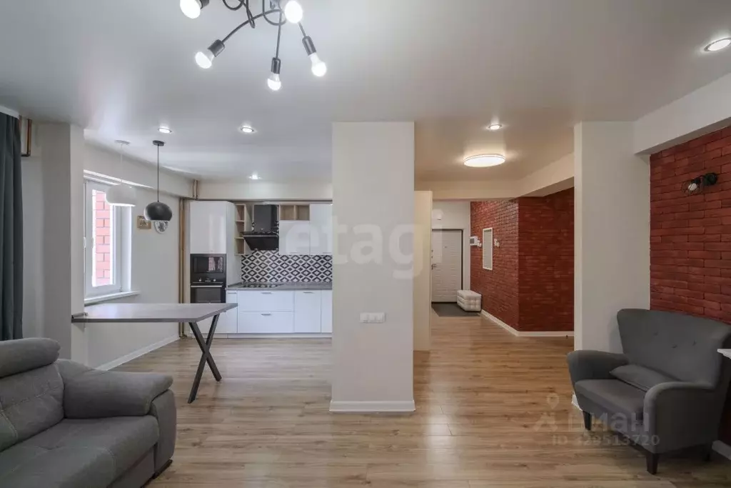 3-к кв. Иркутская область, Иркутск Дальневосточная ул., 141 (84.6 м) - Фото 1