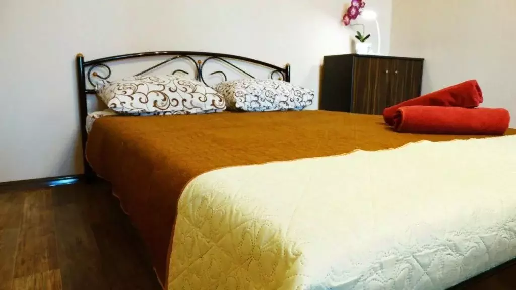 1-к кв. Крым, Симферополь ул. Севастопольская, 26 (33.0 м) - Фото 0