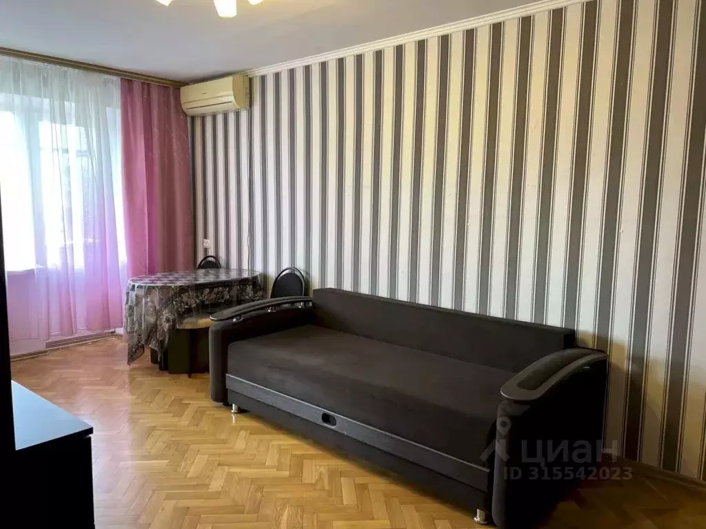 2-к кв. Краснодарский край, Геленджик ул. Грибоедова, 21 (46.0 м) - Фото 0