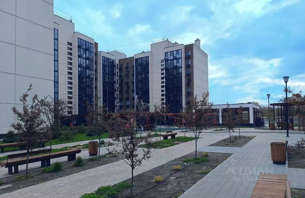 3-к кв. Волгоградская область, Волгоград ул. Глазкова (73.2 м) - Фото 1