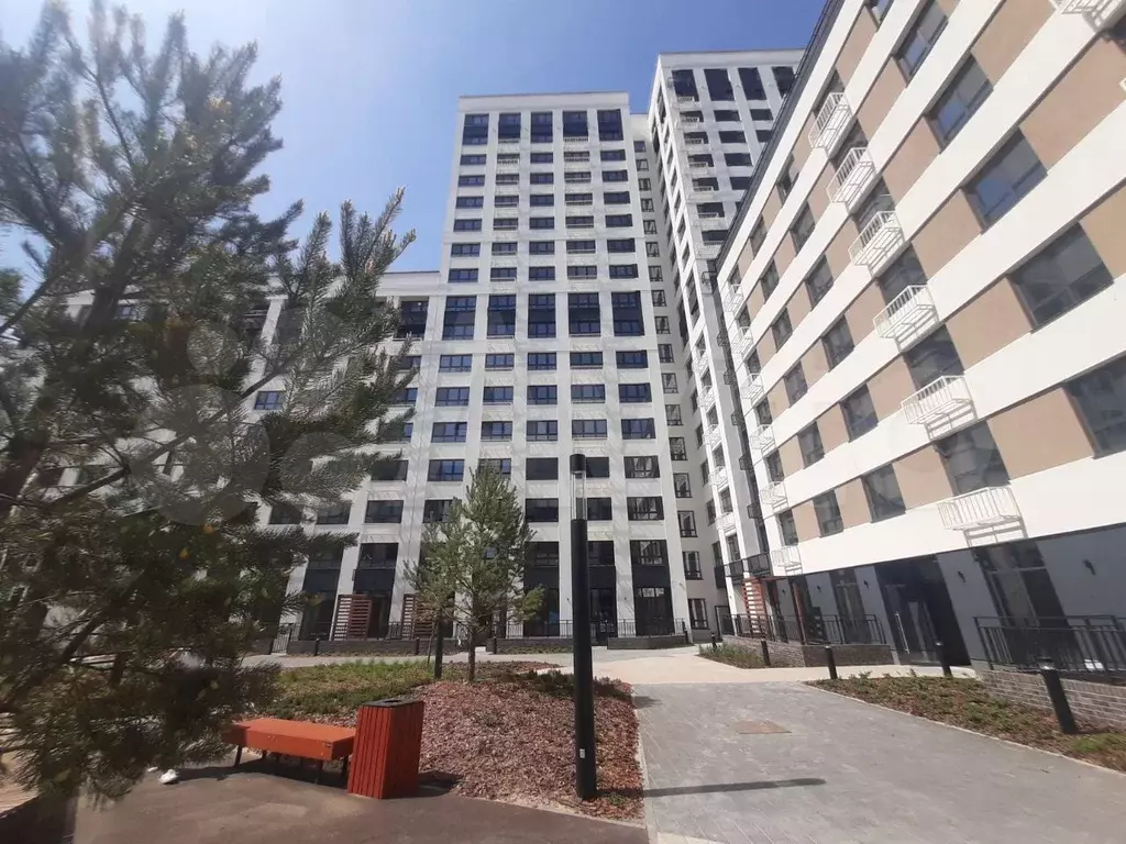 3-к. квартира, 92 м, 3/17 эт. - Фото 0