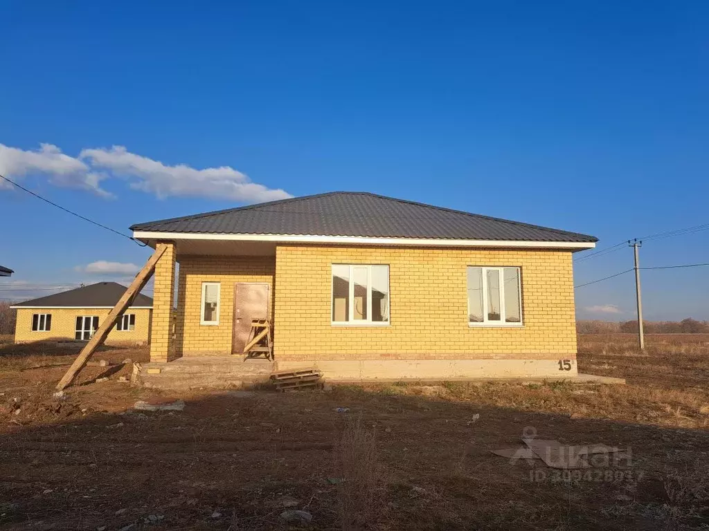 Дом в Оренбургская область, Оренбургский район, с. Благословенка ул. ... - Фото 2