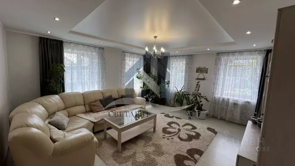 Дом в Алтайский край, Барнаул Локомотивный проезд, 47 (85 м) - Фото 1