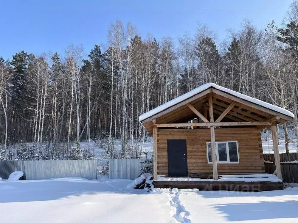 Дом в Иркутская область, Иркутский муниципальный округ, д. Карлук, ... - Фото 1
