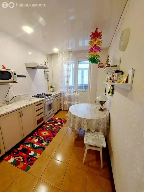 3-комнатная квартира: Керчь, улица Генерала Петрова, 20 (67.3 м) - Фото 1