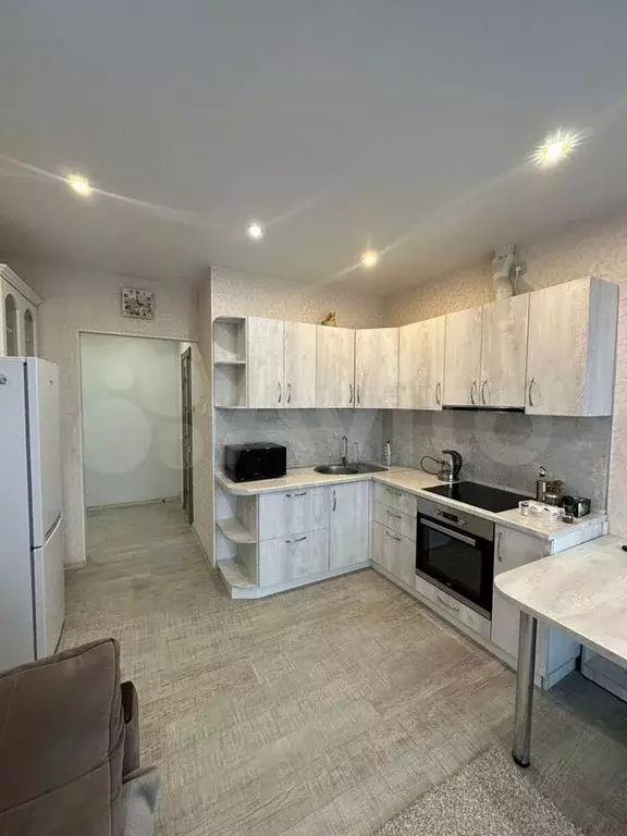 1-к. квартира, 40 м, 5/15 эт. - Фото 1