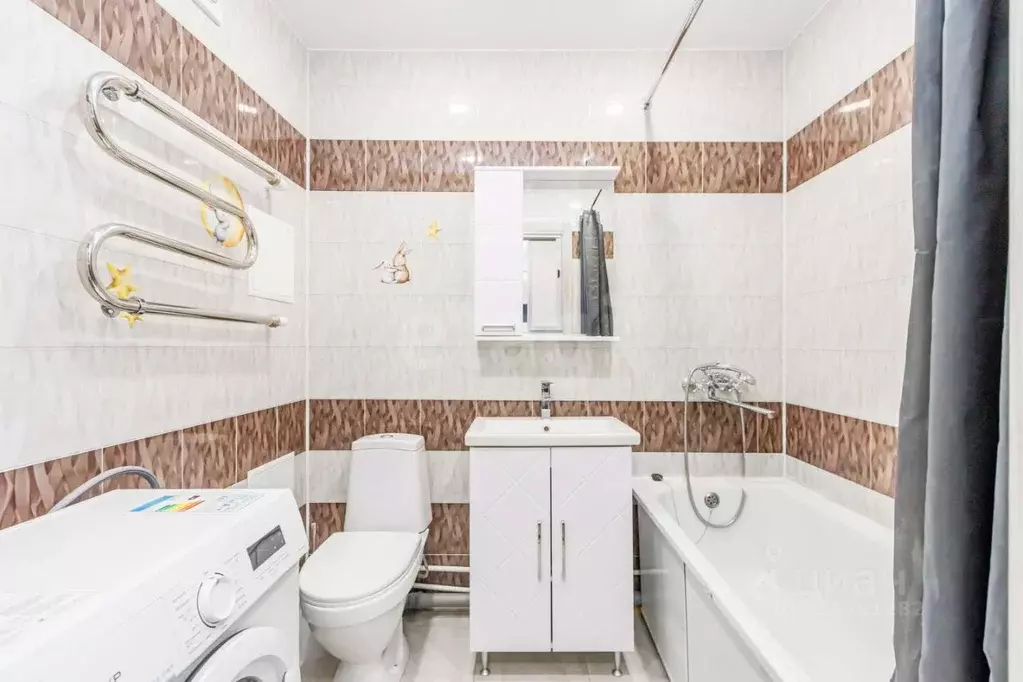 Студия Тюменская область, Тюмень ул. Новоселов, 113 (22.1 м) - Фото 1