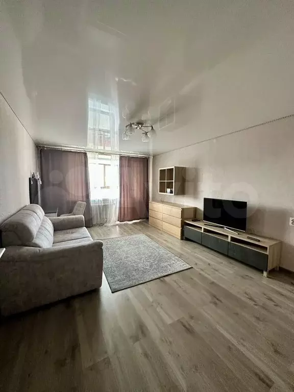 1-к. квартира, 42,5 м, 9/10 эт. - Фото 0