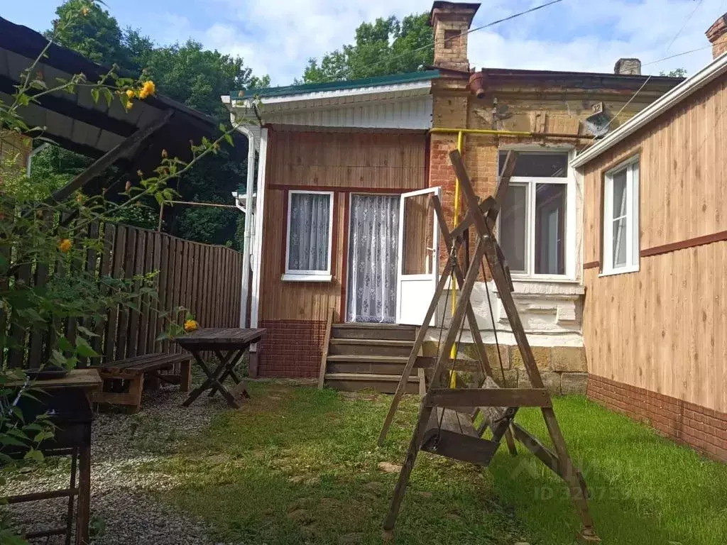 2-к кв. Ставропольский край, Кисловодск ул. Профинтерна, 32 (46.0 м) - Фото 1