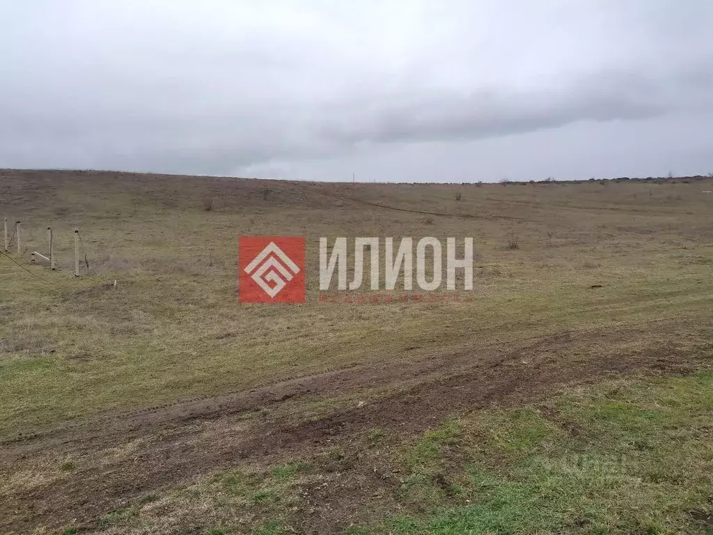 Участок в Крым, Симферопольский район, с. Пожарское ул. Малая, 13 (6.0 ... - Фото 2