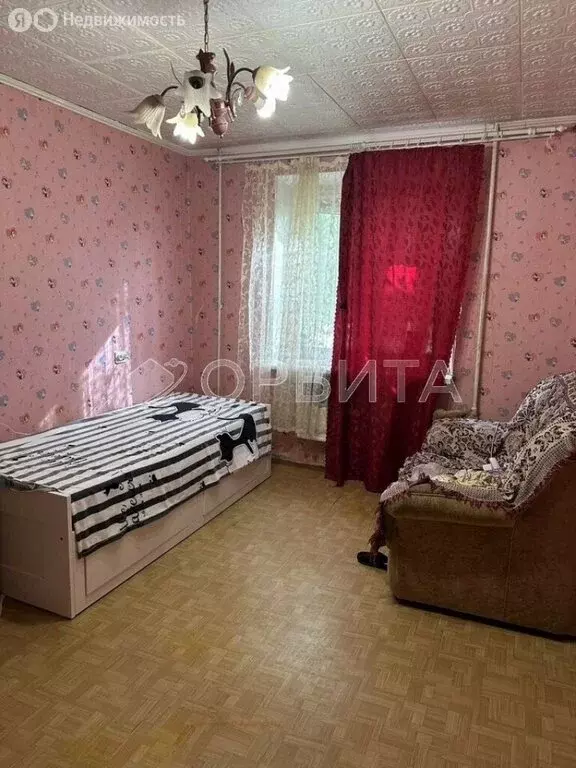 3-комнатная квартира: Тюмень, Боровская улица, 5 (51.8 м) - Фото 2