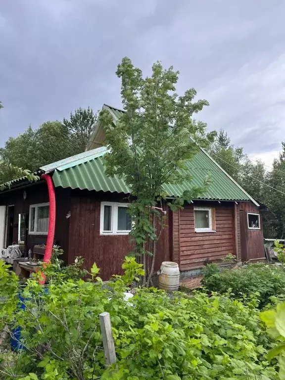 Дом в Мурманская область, Кольский район, Кильдинстрой городское ... - Фото 1