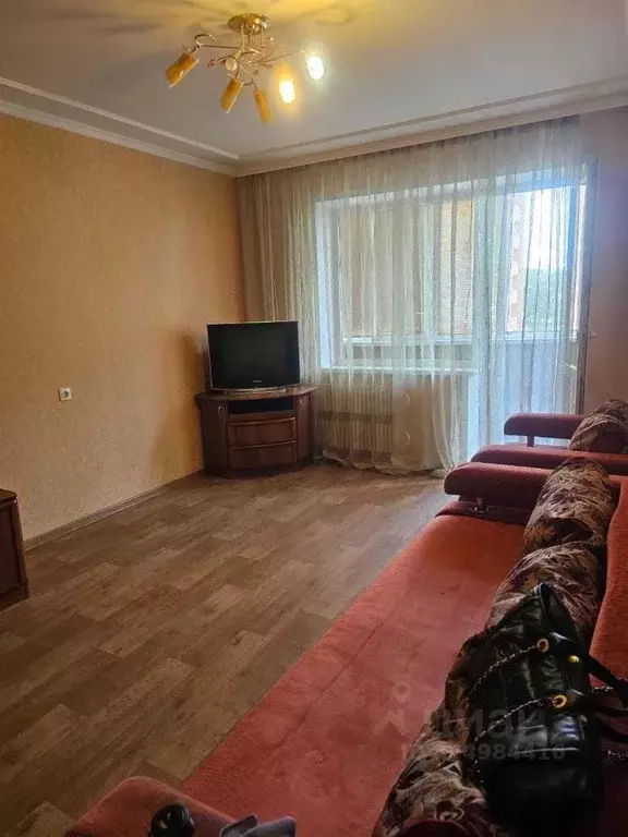 1-к кв. Белгородская область, Старый Оскол Восточный мкр, 10 (46.0 м) - Фото 1