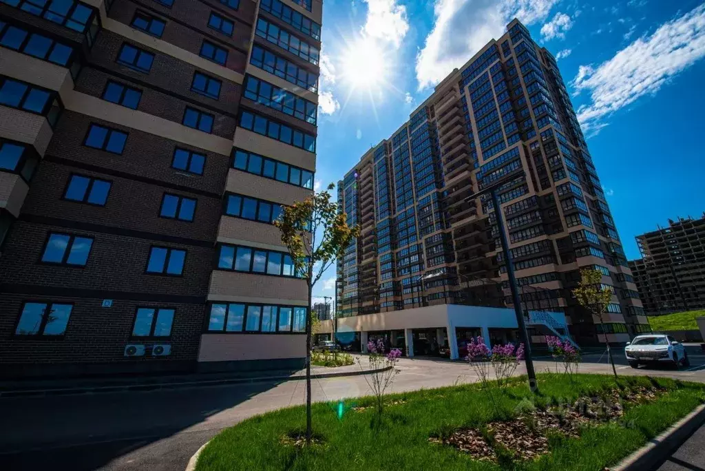 2-к кв. Краснодарский край, Краснодар ул. Конгрессная, 43к1 (61.5 м) - Фото 2