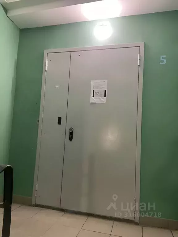 Комната Ленинградская область, Сосновый Бор ул. Космонавтов, 24 - Фото 0
