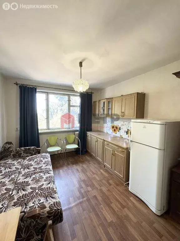 1к в 10-комнатной квартире (12.5 м) - Фото 0