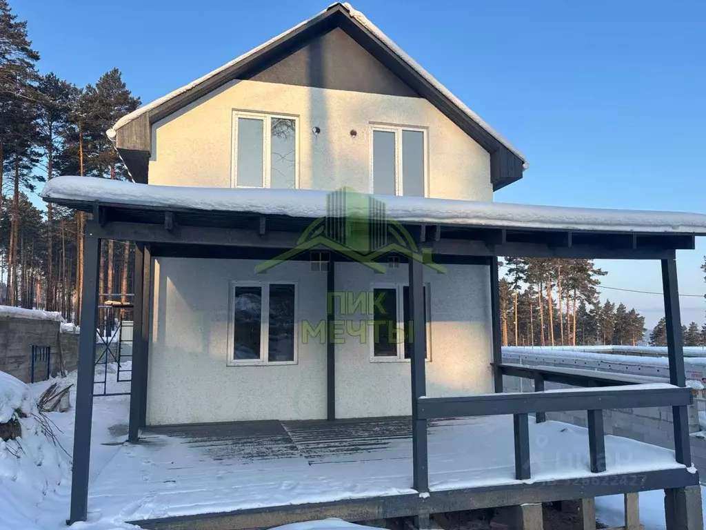 Дом в Бурятия, Улан-Удэ 144А мкр,  (180 м) - Фото 1