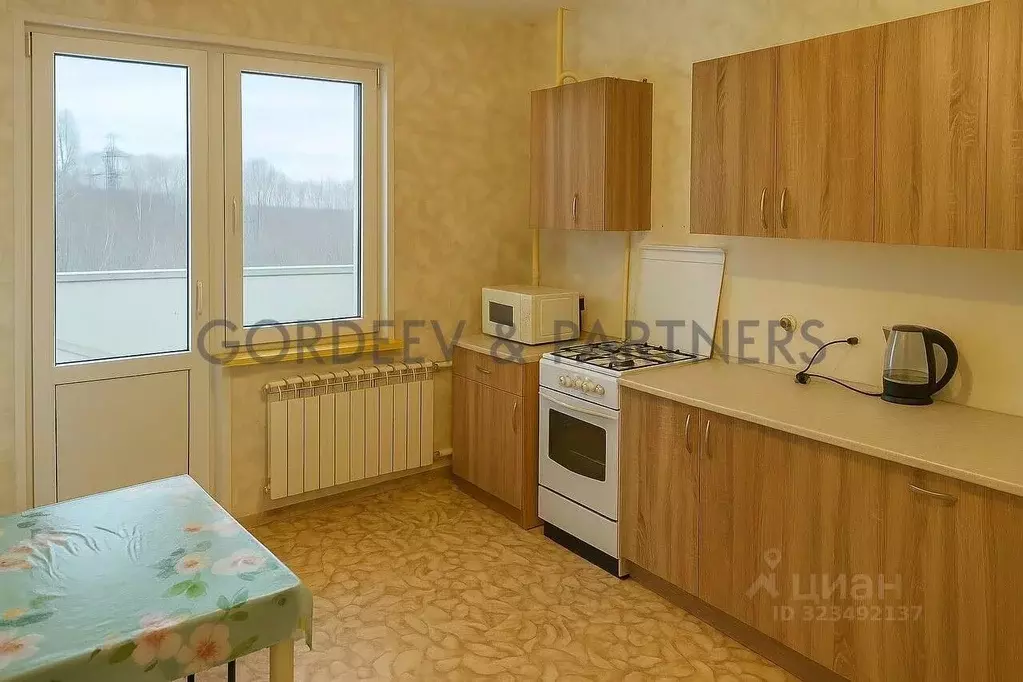 1-к кв. Татарстан, Казань Привокзальная ул., 50 (37.7 м) - Фото 1