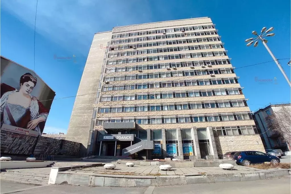 Торговая площадь в Свердловская область, Екатеринбург ул. Тургенева, ... - Фото 1