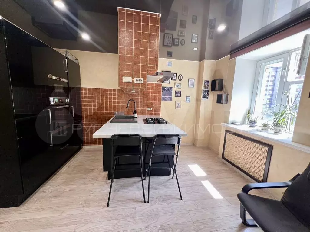1-к. квартира, 46 м, 4/9 эт. - Фото 0