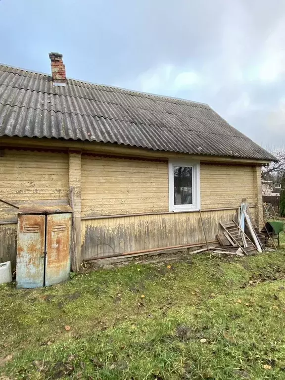 Дом в Ленинградская область, Лужский район, Володарское с/пос, д. ... - Фото 1