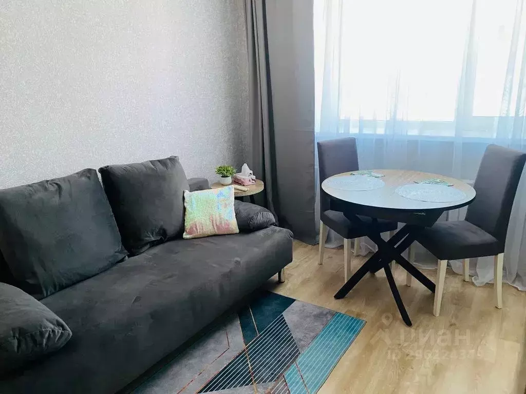 1-к кв. Сахалинская область, Южно-Сахалинск просп. Мира, 57 (40.0 м) - Фото 1