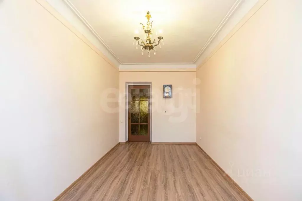 3-к кв. Севастополь ул. Большая Морская, 38 (72.4 м) - Фото 1