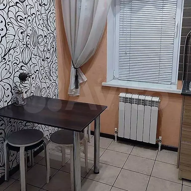 1-к. квартира, 30 м, 1/4 эт. - Фото 1